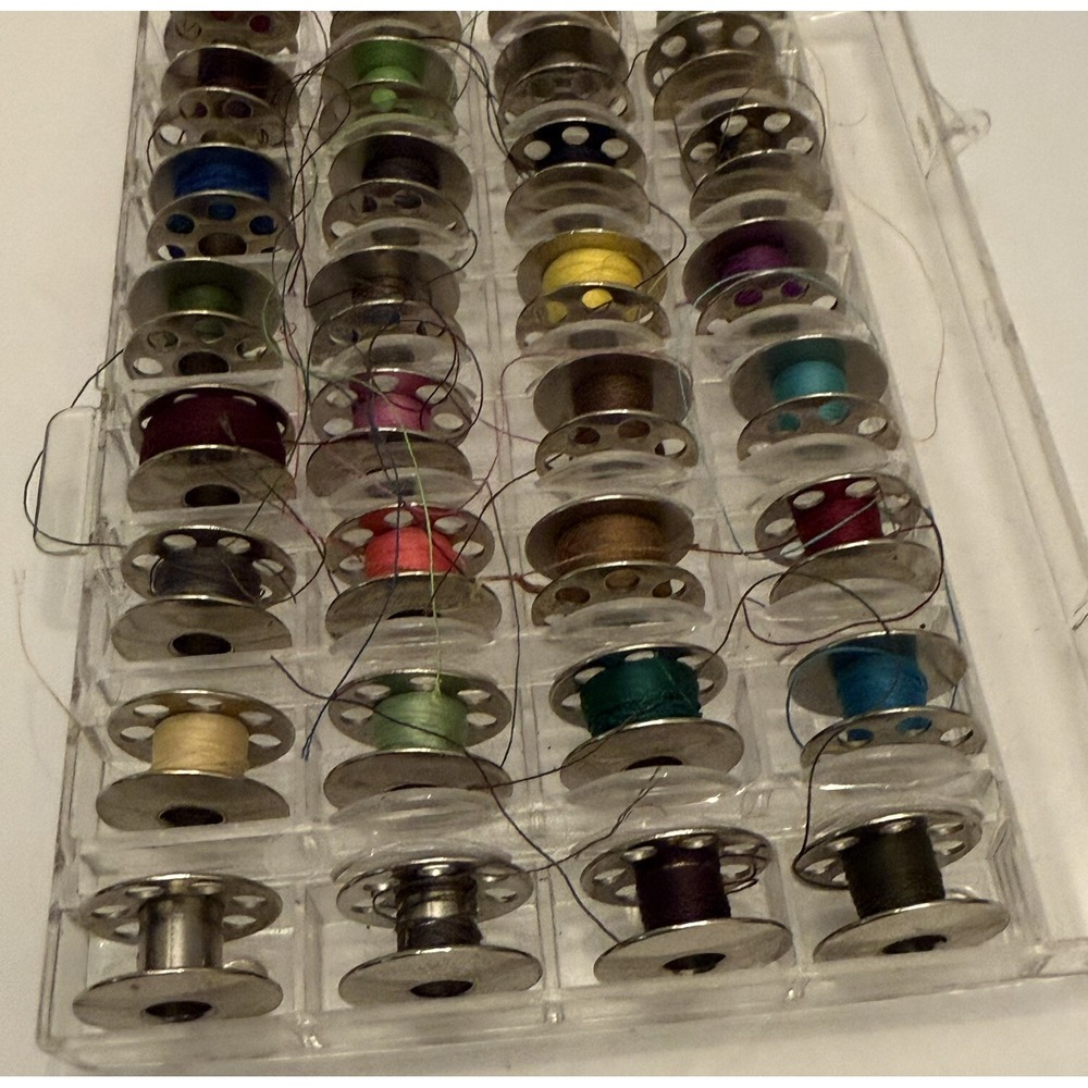 Vtg Sewing Machine Metal Bobbins 7 Hole‎ Most w/Previous Thread Lot of 32 - Picture 4 of 8